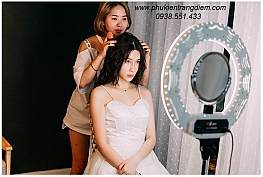 Đèn LiveStream - Make Up là gì ? Công dụng tuyệt vời của Đèn hỗ trợ Live Stream - Make Up