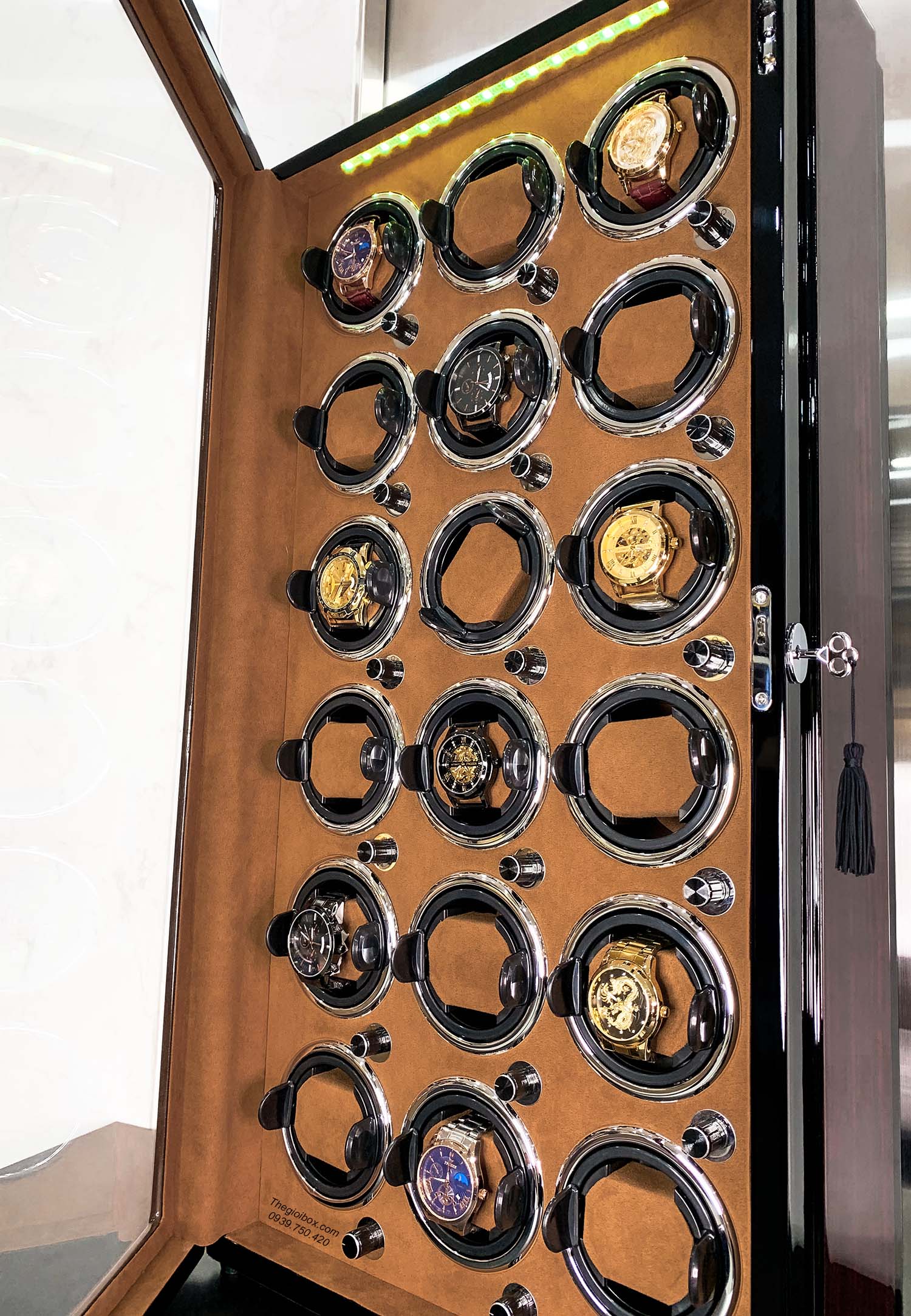 Hộp đồng hồ cơ ACBOW 18 ngăn xoay nội thất nhung nâu + LED + khóa an toàn